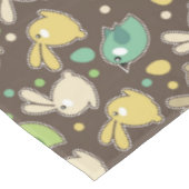 Frühlingsmuster mit Ostereiern, Vögel Tischdecke (Schrägansicht)