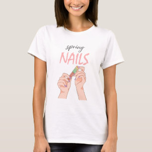 Frühlingsnägel – Glänzender Stil T-Shirt