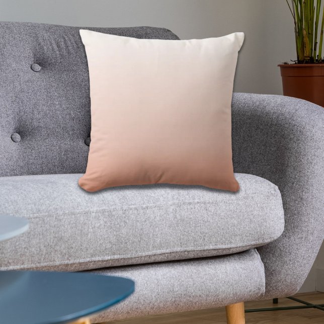Frühlingspastellfarbe Rosa Pfirsichfarben Omelett  Kissen (spring pastel color blush peach ombre dusty pink throw pillow)