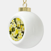 Frühlingsprirosen Keramik Kugel-Ornament (Rechts)