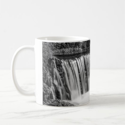 Frühlingsrückgänge bei Hodgson Graustufen-Tasse Kaffeetasse (Links)