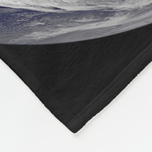 Frühlingstag auf der Nordhalbkugel. Fleecedecke (Ecke)