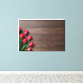 Frühlingstulis für den Valentinstag Leinwanddruck (Insitu (Holzboden))
