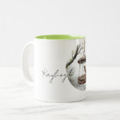Frühlingsvogel im Vogelfutterhaus Zweifarbige Tasse (Vorderseite Links)