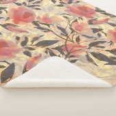 Frühlingswilde Rose: Aquarellmuster. Sherpadecke (3/4)