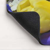 Frühlingtulis und Iris Blume Mousepad (Ecke)