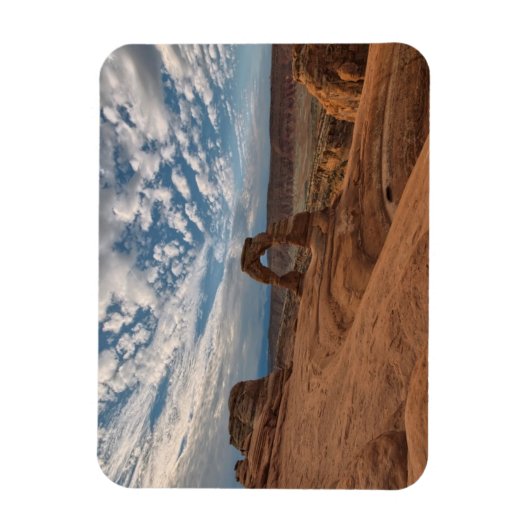 Frühmorgens am delikaten Bogen Magnet (Vertikal)