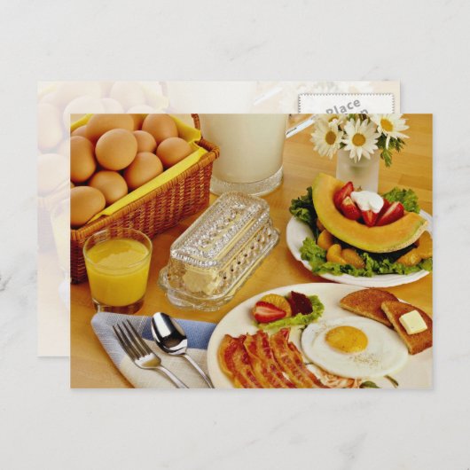 Frühstück von Speck, Eiern und Krug mit Milch Postkarte (Vorne/Hinten)