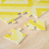 Frustration des gelben geometrischen Diamantmuster Puzzle (Seite)