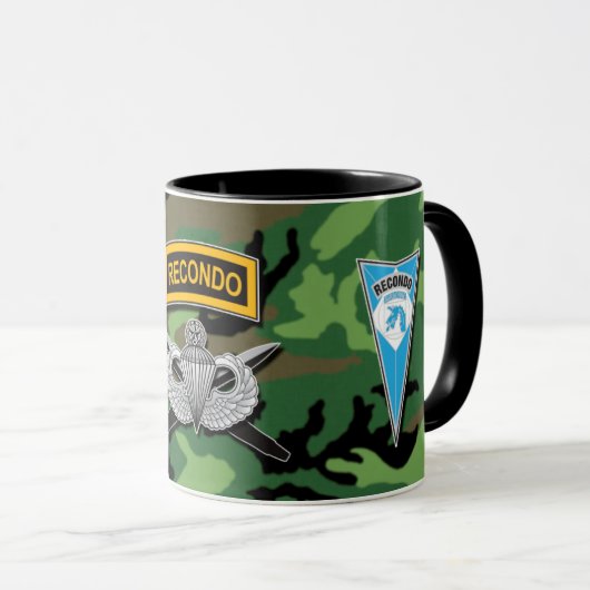 Ft. Bragg Recondo Tasse (VorderseiteRechts)