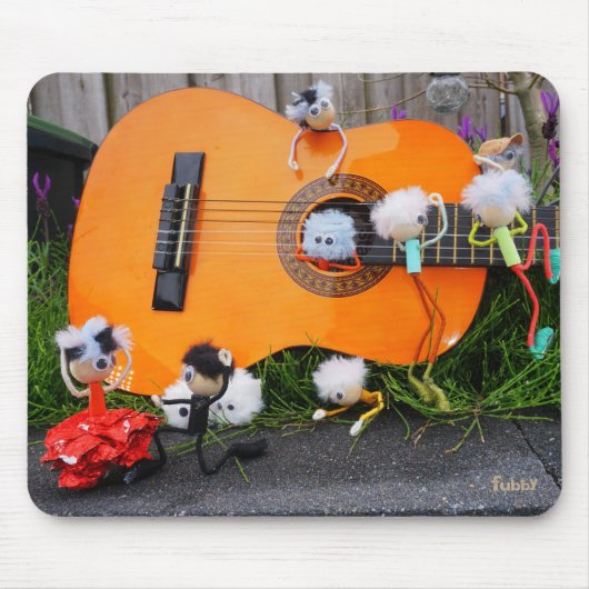 Fubby creaties die Paso Doble dansen en muziek mak Mousepad (Vorne)