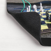Fubby die schaakspel spelen. mousepad (Ecke)