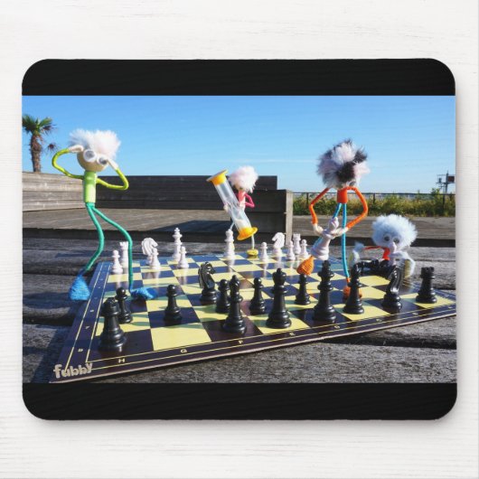 Fubby die schaakspel spelen. mousepad (Vorne)
