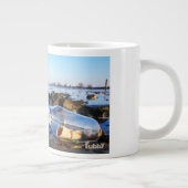 Fubby met flessenpost aan de kust. Jumbo-Tasse (Rechts)
