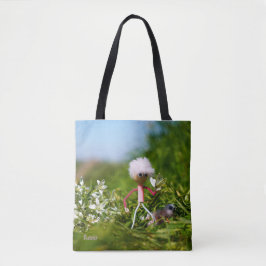 Fubby met Vlinder in een zomers landschap. Tasche