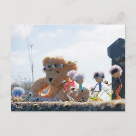 Fubby's die madeliefjes naar een Beer brengen. Postkarte