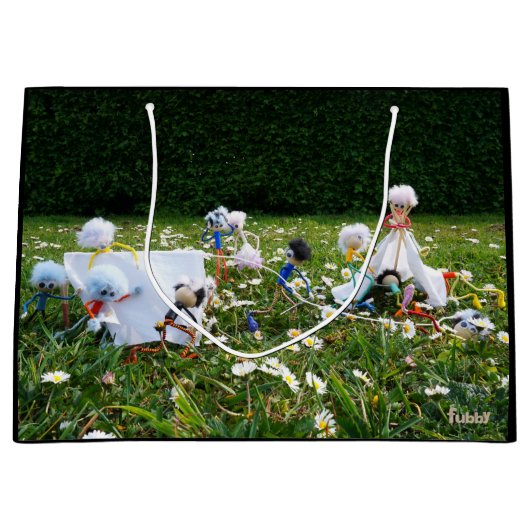 Fubby's die met vakantie kamperen. große geschenktüte (Vorderseite)