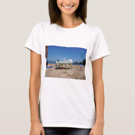Fubby's die op het strand een pizza stelen. T-Shirt