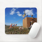 Fubby's die spelen met veren en vliegen. mousepad (Mit Mouse)