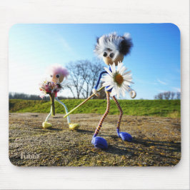 Fubby's in natuur met madeliefjes. mousepad