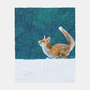 Fuchs im Schneefall. Roter Fuchs, Vulpes vulpes, s Fleecedecke