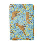 Füchse und Buttercups in Poolblau Badematte (Vorderseite Vertikal)