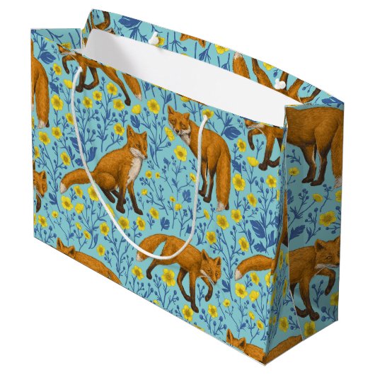 Füchse und Buttercups in Poolblau Große Geschenktüte (Rückseite Schrägansicht)