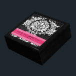 Fuchsia Black and White Damask Hochzeitstag Geschenkbox<br><div class="desc">Die Personalisierte Schmuckbox oder die Gedächtnisbox - Elegante Weihnachtsgeschenke zum Geburtstag oder Valentinstag Geschenke zum Hochzeitsfeiern - im Custom Designer für Black Lacquer aufbewahren</div>