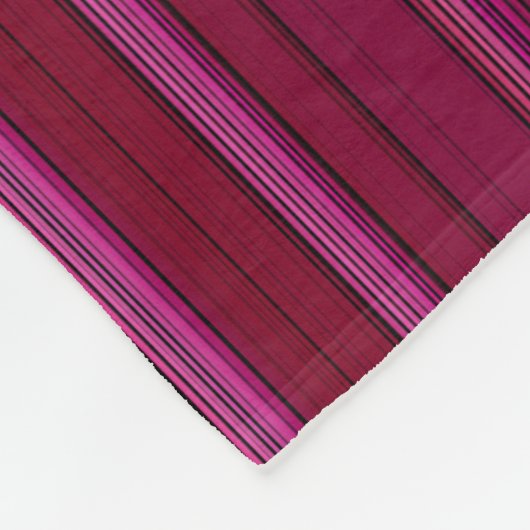 Fuchsia fantasy fleecedecke (Ecke)
