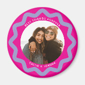 Fuchsia Lilac Wavy Circle Photo Frame with Text Magnet (Vorne)