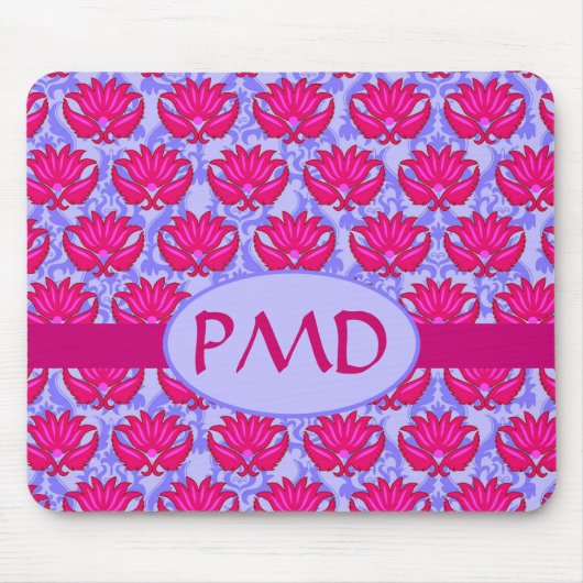 Fuchsia Pink Lila Art Nouveau Damask Monogramm Mousepad (Vorne)