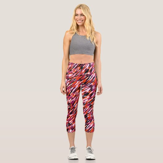Fuchsia pink, orange, black and white camo capri leggings (Vorderseite)
