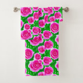 Fuchsia Pink Rose Badhandtuch Set (Insitu)