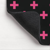 Fuchsia polka kreuzt schwarz mousepad (Ecke)