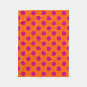 Fuchsia-Polka-Punkte auf Orange Fleecedecke