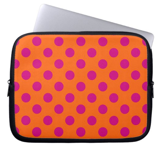 Fuchsia-Polka-Punkte auf Orange Laptopschutzhülle (Vorderseite)