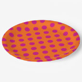 Fuchsia-Polka-Punkte auf Orange Pappteller (Schrägansicht)