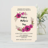 Fuchsia Poppies Blumenreath Mother's Day Brunch Einladung (Stehend Vorderseite)
