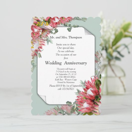 Fuchsia Protea Blume Bouquets Jahrestag Einladung (Stehend Vorderseite)