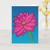 Fuchsia-rosa Blume mit blauem Hintergrund Karte (Gelbe Blume)