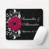 Fuchsia Scroll Gerbera Daisy w/Black and White Mousepad (Mit Mouse)