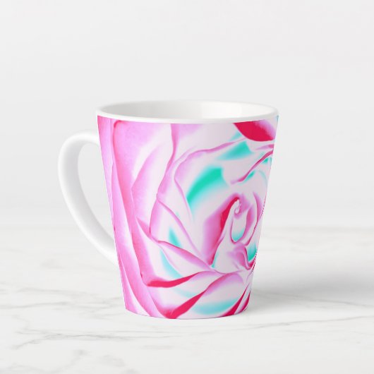 Fuchsia und Aqua Floral Design Latte Tasse (Linke Ecke)