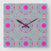 "Fuchsia Whisper" Wall Clock Quadratische Wanduhr (Vorderseite)
