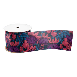Fuchsien in blau und lila satinband