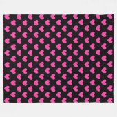 Fuchsienrosa Polka-Herzen auf schwarz Fleecedecke (Vorderseite (Horizontal))