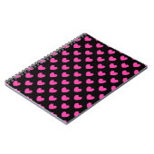 Fuchsienrosa Polka-Herzen auf schwarz Notizblock (Linke Seite)