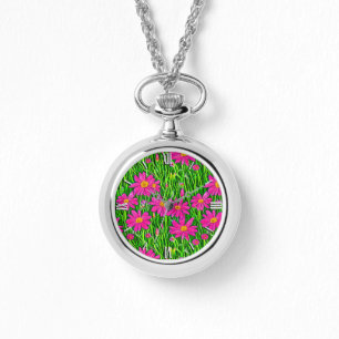Fuchsienrosa Wildblumen in einem Feld Armbanduhr