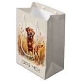 Fuchsroter Labrador Retriever Hund Mittlere Geschenktüte (Vorderseite Schrägansicht)