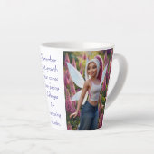 Fuchsschwanz-Blumenfee Milchtasse (Rechte Ecke)
