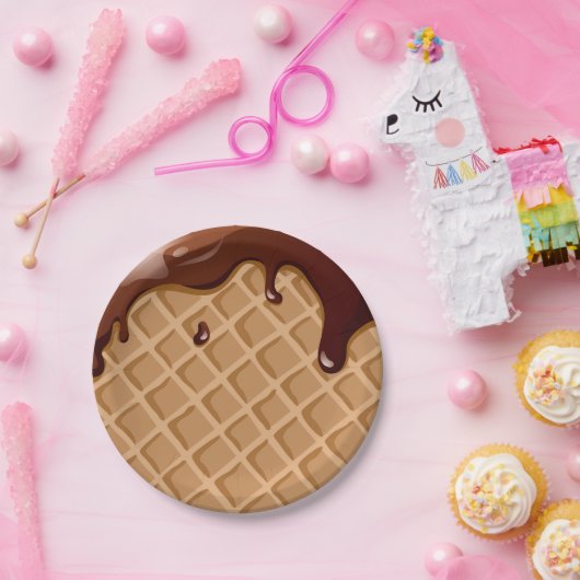 Fudge-Waffel-Kegel Pappteller (Party)